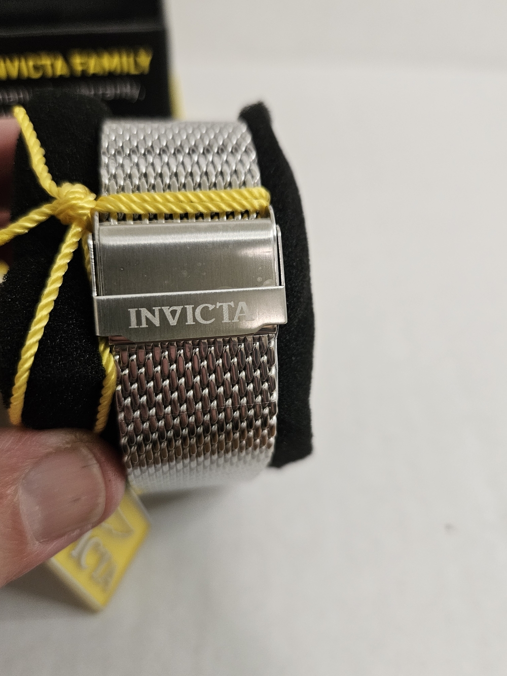 Invicta Men's Diver Style Stainless Steel Watch - Black Dial - Picture 6 of 16